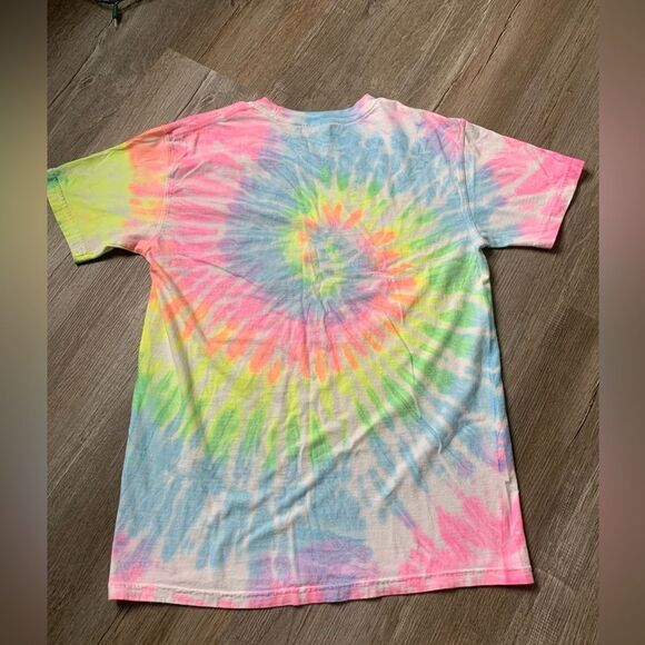 Be Kind Sunshine Tie Dye Groovy Hippie Retro Multi Color Graphic T-shirt Size M - Picture 6 of 6